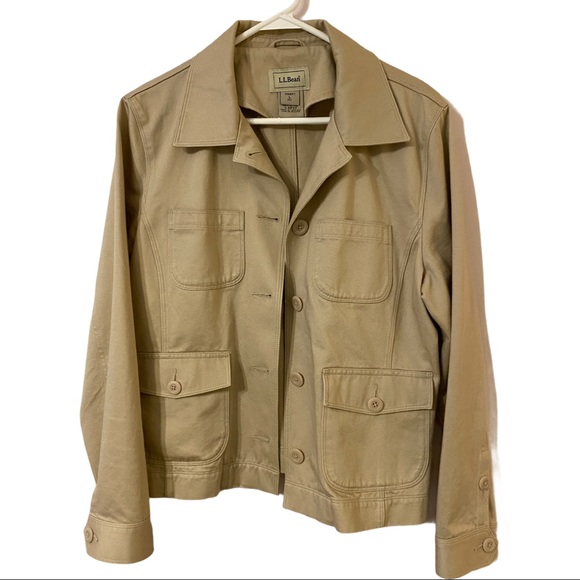 L.L. Bean Jackets & Blazers - L.L Bean women’s khaki style utility jacket Size L